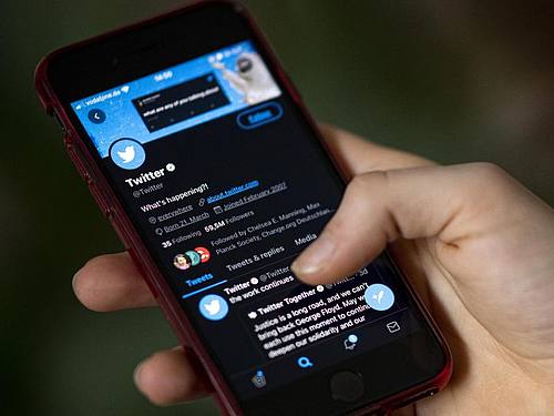 Twitter setzt die aufstrebende Audio-App Clubhouse mit einem breiten Start seines Konkurrenzangebots unter Druck. Foto: Fabian Sommer/dpa