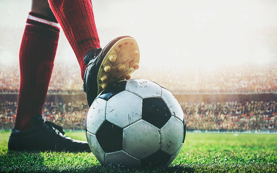 Fußballfeld mit Fußball