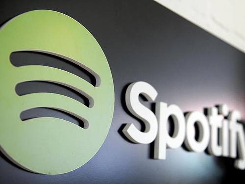 Spotify hatte nach jüngsten verfügbaren Zahlen von Ende 2017 gut 70 Millionen zahlende Abokunden. ((Foto: Britta Pedersen))