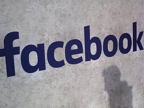 Facebook setzte mit dem milliardenschweren Kauf des Vorreiters Oculus massiv auf das Thema virtuelle Realität. Foto: Thibault Camus/AP