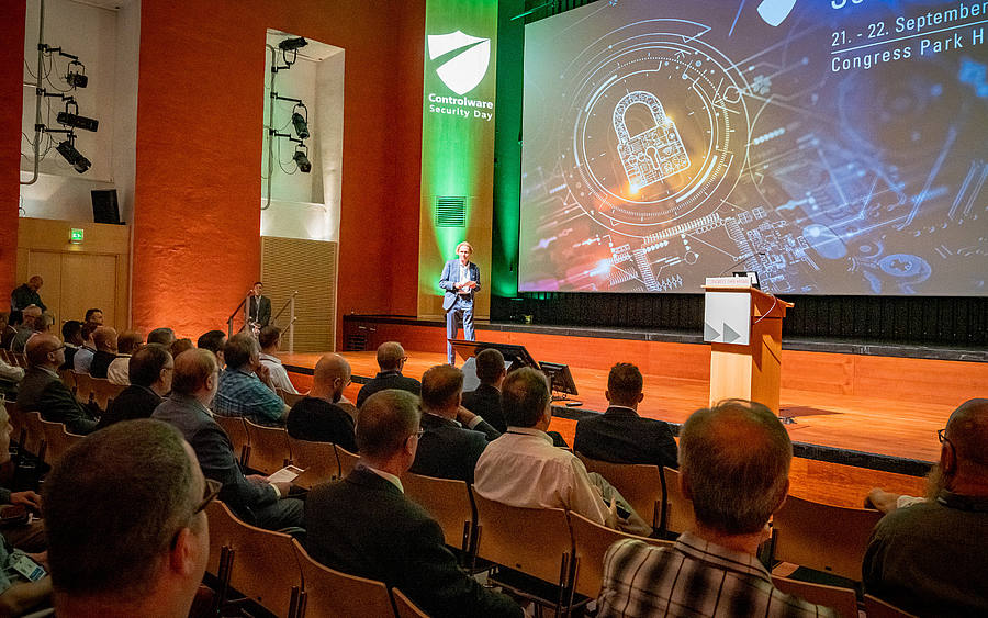 Controlware-CEO Bernd Schwefing