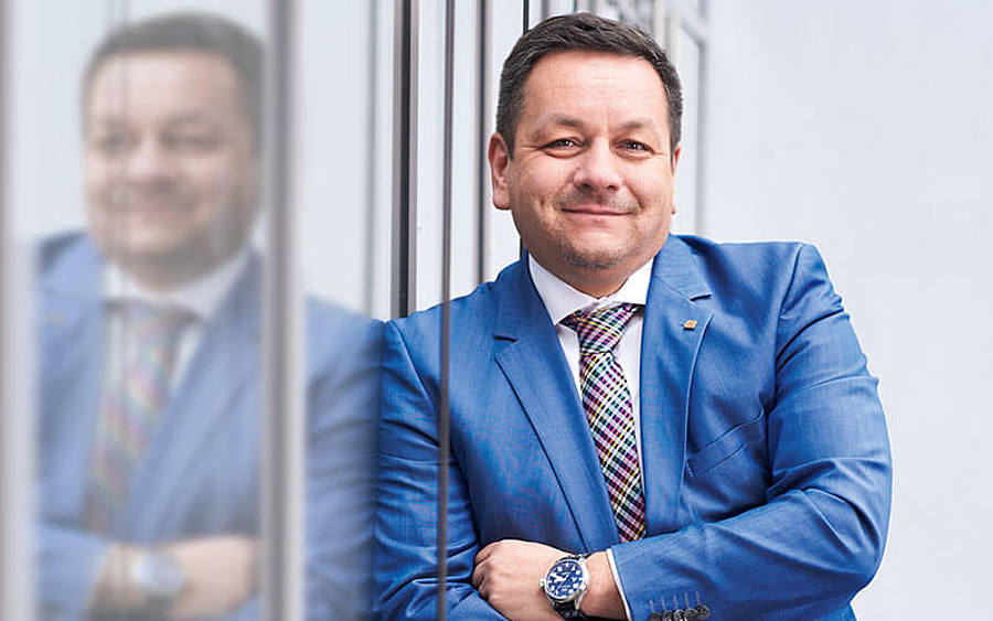 Dietmar Nick von Kyocera
