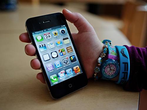 Die App ist für Android und iOS verfügbar. ((Foto: Nicolas Armer))