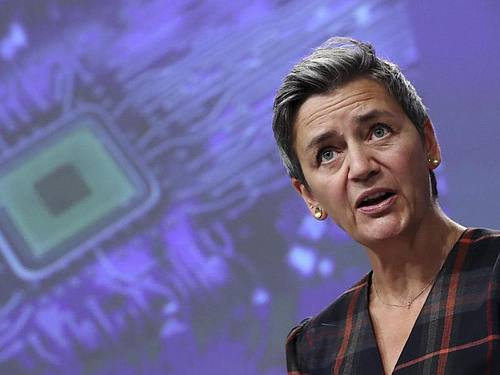 EU-Wettbewerbskommissarin Margrethe Vestager mahnte den Konzern, sich an die eingegangenen Vereinbarungen zu halten. Foto: Yves Herman/Reuters Pool/dpa