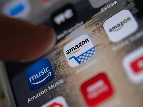 Amazon bietet die Songs in den Formaten Dolby Atmos und 360 Audio an. Foto: Monika Skolimowska/dpa-Zentralbild/dpa