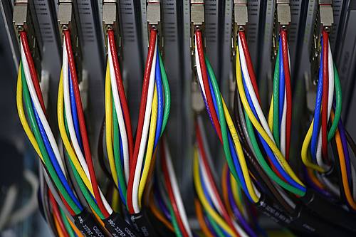 Der Umfrage zufolge sagen 57 Prozent, dass die Digitalisierung langsam vorangeht.