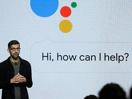 «Wie künstliche Intelligenz entwickelt und angewendet wird, beeinflusst unsere Gesellschaft über die kommenden Jahre massiv», sagt Google-Chef Sundar Pichai. Foto: Eric Risberg/AP
