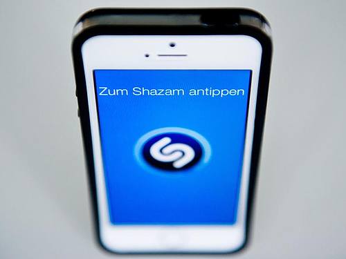 Shazam wird künftig werbefrei angeboten. Foto: Daniel Bockwoldt