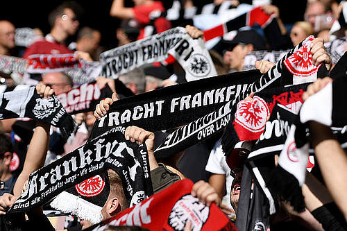 Die Frankfurter Eintracht wird digital