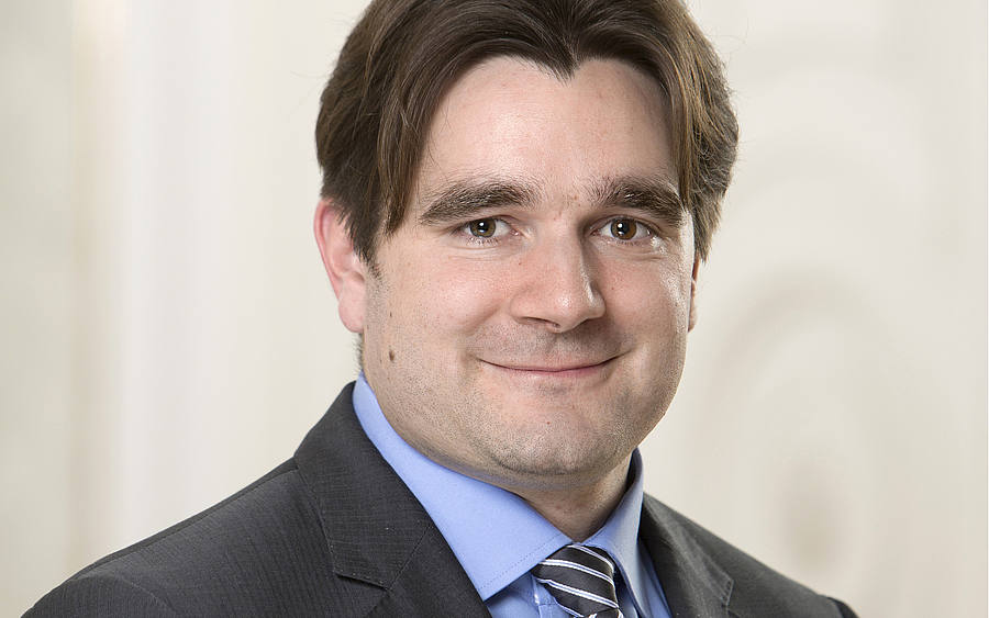 Professor Dr. Klaus Prettner 
