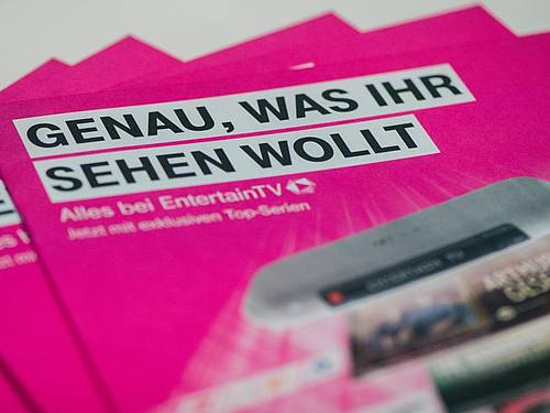 Das bisherige Telekom-Unterhaltungsprogramm Entertain TV wird per automatischem Softwareupdate zu Magenta TV.