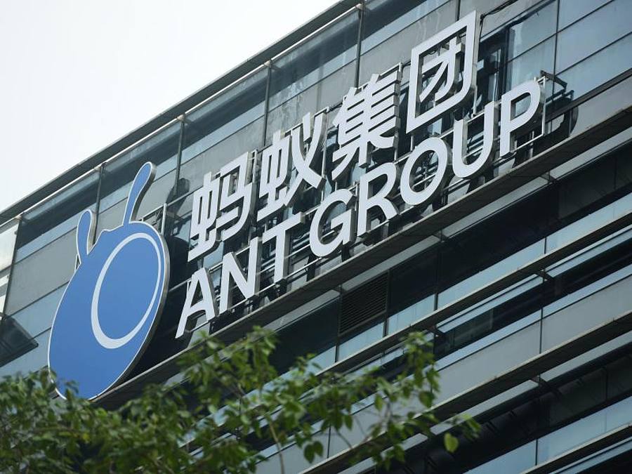 Die Alibaba-Finanzsparte Ant Group muss sich künftig als Finanzholding neu aufstellen und strengere Auflagen wie eine Bank erfüllen. Foto: Uncredited/CHINATOPIX/dpa
