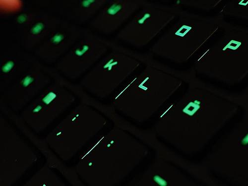 Europol warnt vor einem zunehmenden Einsatz von Deepfake-Technologie durch die Organisierte Kriminalität. Foto: Nicolas Armer/dpa