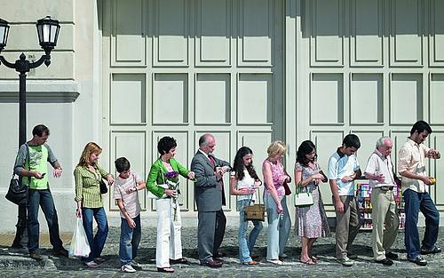 Warteschlange, Bildquelle: Thinkstock/Digital Vision