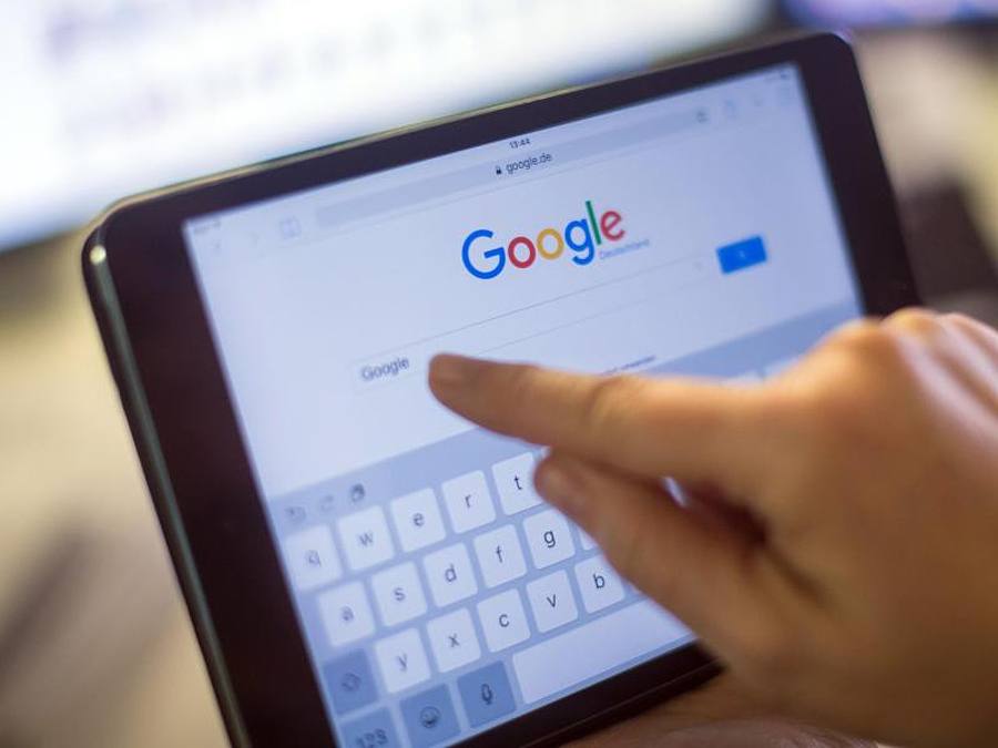 Google-Suche auf einem iPad. ((Foto: Lukas Schulze/dpa))