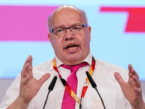 Bundesminister Peter Altmaier: «Der freie Zugang zum Internet muss ein Grund- und Menschenrecht sein.». Foto: Kay Nietfeld/dpa