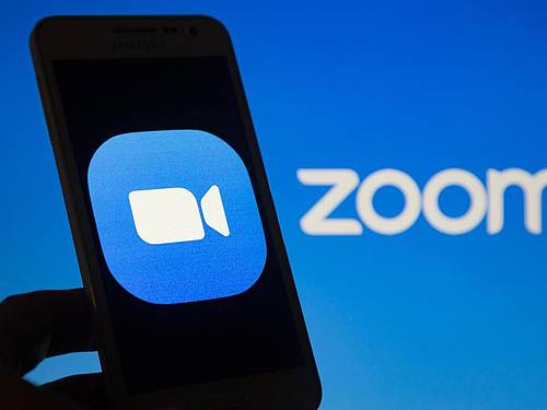 Zoom wurde während der Corona-Pandemie zunehmend auch für private Online-Zusammenkünfte genutzt. Foto: Andre M. Chang/ZUMA Wire/dpa