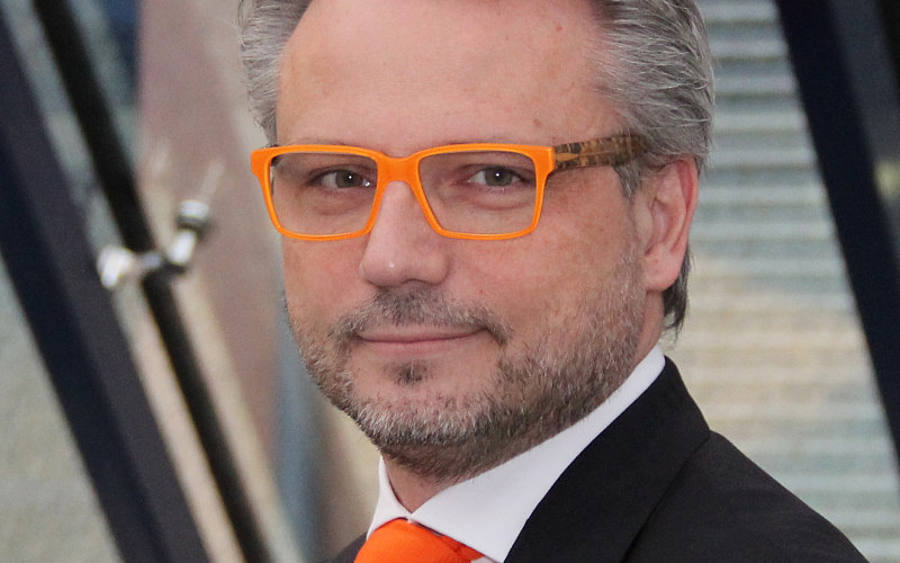 Dr. Friedrich Neumeyer 