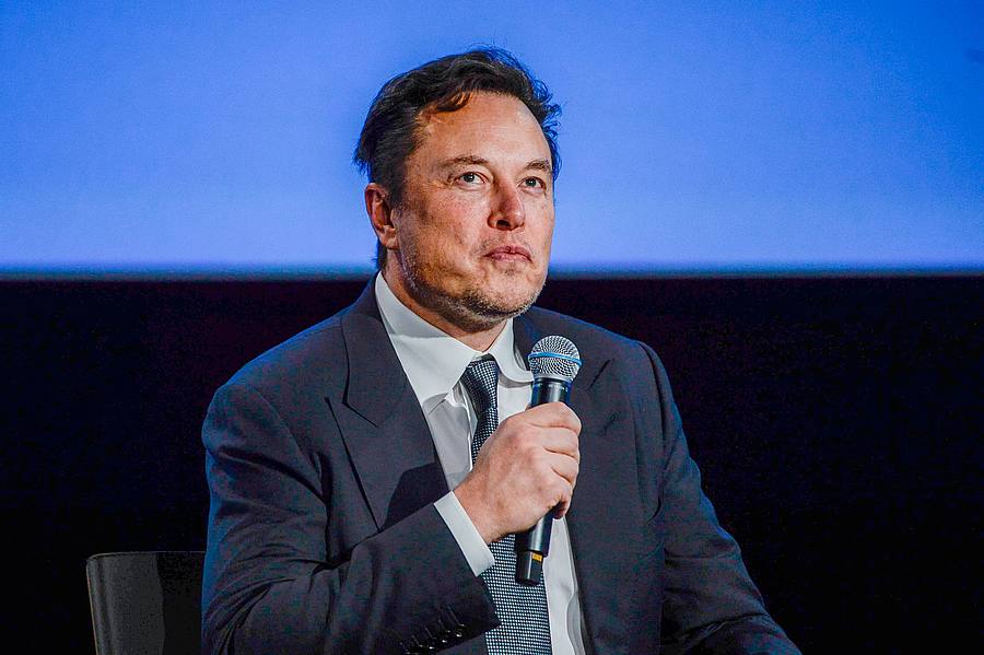 Elon Musk, Gründer von Tesla, streitet sich mit Twitter vor Gericht.