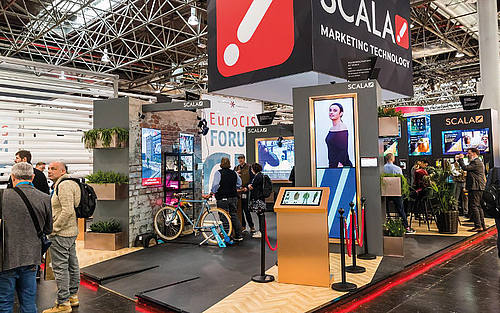 Messestand von Scala