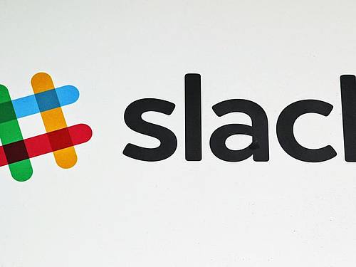 Das Slack-Logo, aufgenommen im Hauptquartier des Unternehmens in San Francisco. Foto: Christoph Dernbach/dpa