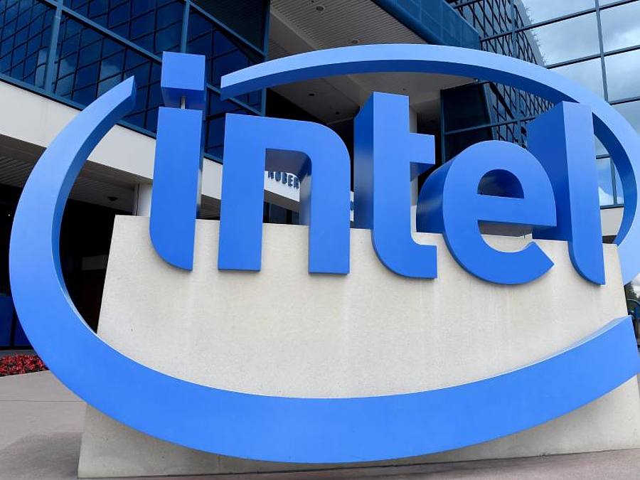 Der Chiphersteller Intel war zuletzt immer wieder unter Druck geraten. Foto: Andrej Sokolow/dpa
