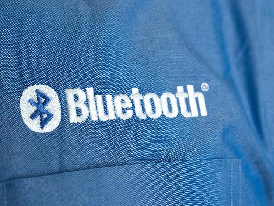 Bluetooth-Logo. Foto: Christoph Dernbach/dpa