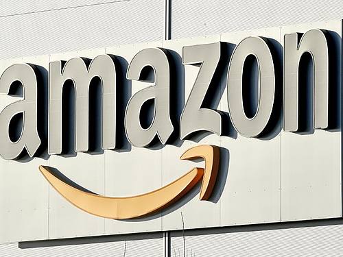 Bei Amazon haben jetzt Medizin- und wichtige Haushaltsartikel Vorrang. Foto: Holger Hollemann/dpa