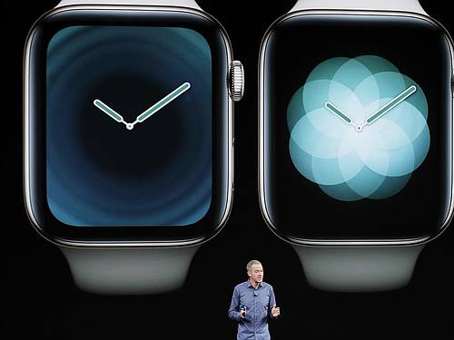 Jeff Williams, COO bei Apple: Im Geschäft mit Computer-Uhren könne nach wie vor kein Wettbewerber zu Apple aufschließen. ((Foto: Marcio Jose Sanchez/AP/dpa))