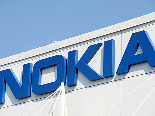 Nokia-Schriftzug am Hauptsitz im finnischen Espoo. Foto: Mikko Stig/Lehtikuva/dpa