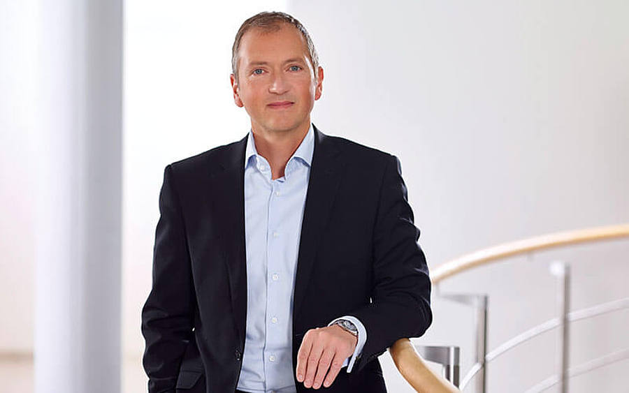 homas Gereke, Senior Management Consultant E-Mobility Infrastructure,  Siemens Energy Management Division