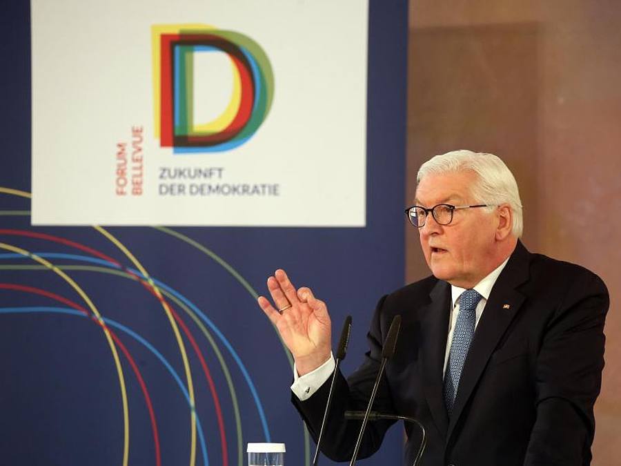 Bundespräsident Frank-Walter Steinmeier bei einer Veranstaltung in der Reihe "Forum Bellevue zur Zukunft der Demokratie". Foto: Wolfgang Kumm/dpa