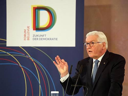Bundespräsident Frank-Walter Steinmeier bei einer Veranstaltung in der Reihe "Forum Bellevue zur Zukunft der Demokratie". Foto: Wolfgang Kumm/dpa