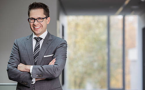 Prof. Dr. David Wuttke
