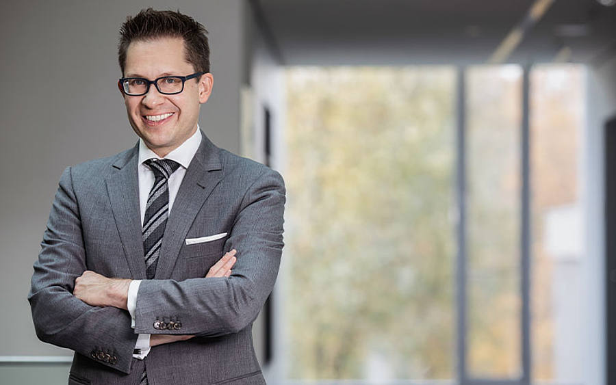 Prof. Dr. David Wuttke