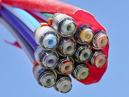 Ein schnelles und stabiles Internet - das wünscht sich jeder. Foto: Uwe Anspach/dpa
