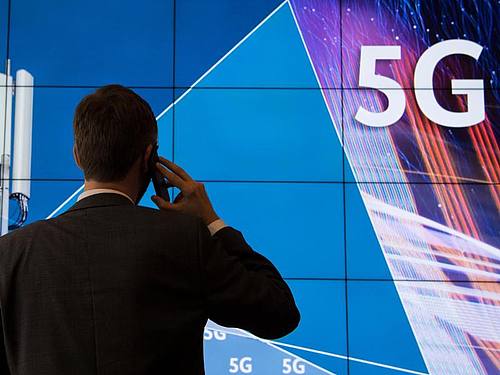 Chinesische Zulieferer wie Huawei und ZTE bleiben in Deutschland beim Bau von 5G-Rechenzentren für die Datenübertragung außen vor. Foto: Boris Roessler/dpa