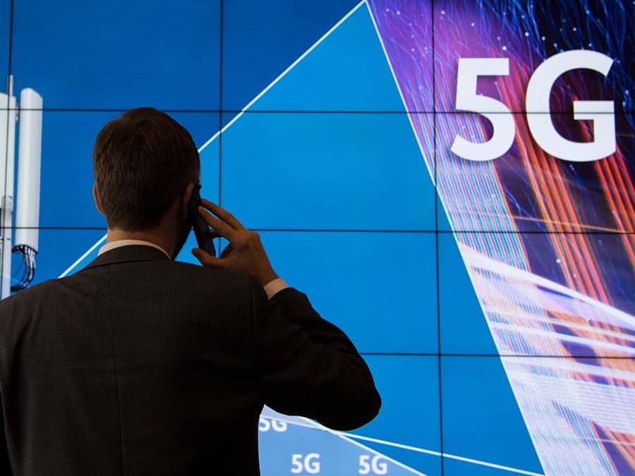 Chinesische Zulieferer wie Huawei und ZTE bleiben in Deutschland beim Bau von 5G-Rechenzentren für die Datenübertragung außen vor. Foto: Boris Roessler/dpa