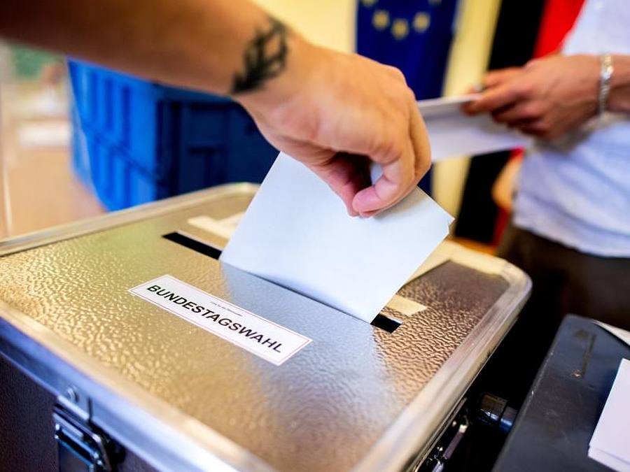 Die Themen rund um die großen Sportereignisse haben in diesem Jahr die Anwenderinnen und Anwender der Suchmaschine Google besonders stark interessiert. Die Bundestagswahl landete bei den allgemeinen Suchbegriffen hinter der EM 2021 auf dem zweiten Platz.