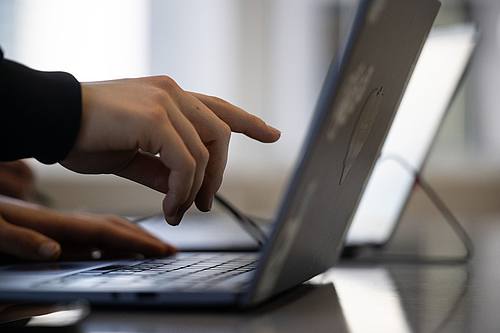 Laptop
