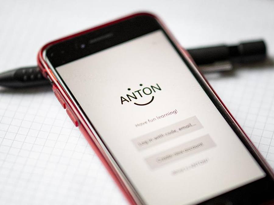 "Anton" gilt als eine der meistgenutzten Lern-Apps in Deutschland. Foto: Fabian Sommer/dpa