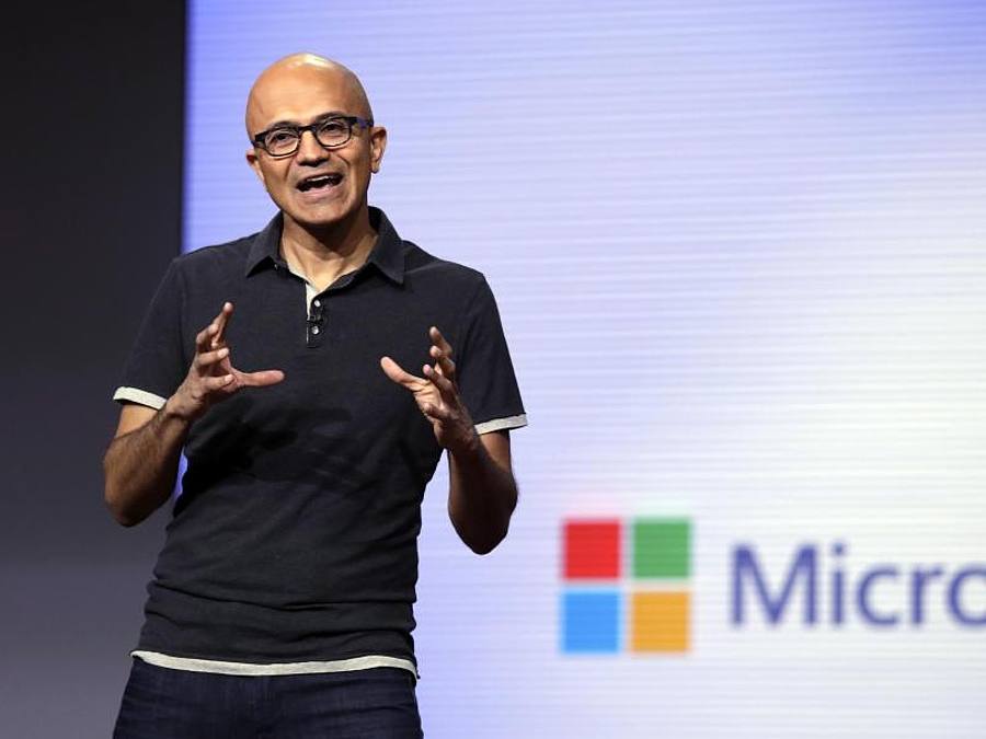 Satya Nadella, Vorstandsvorsitzender von Microsoft, spricht auf der Entwicklerkonferenz Build. ((Foto: Elaine Thompson))