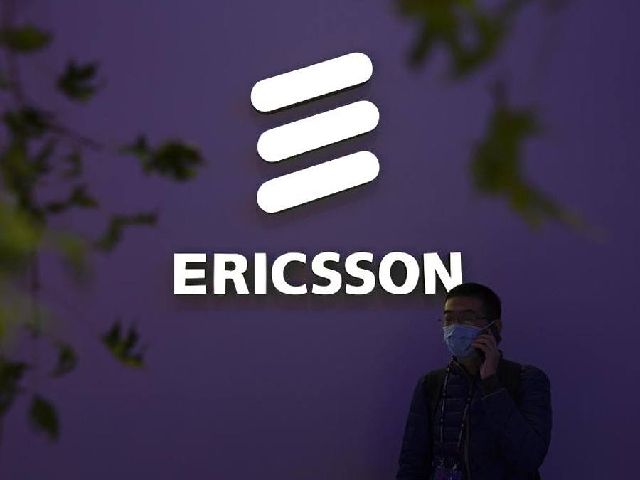 Stand des schwedischen Technologieunternehmens Ericsson auf der PT Expo. Foto: Mark Schiefelbein/AP/dpa