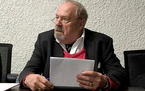 Kläger Hans Ahlfeld
