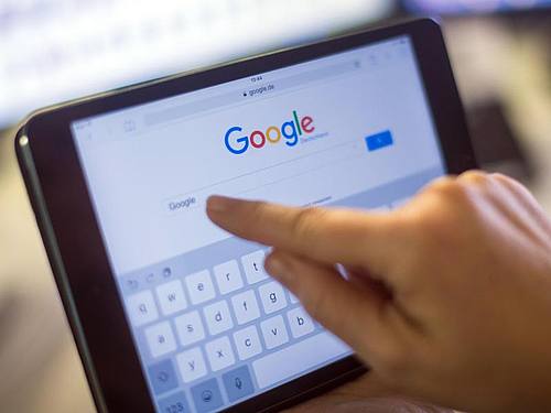 Neben der Einführung des Leistungsschutzrechts nimmt die Einigung in Artikel 13 auch Plattformen wie YouTube stärker in die Pflicht. Foto: Nicolas Armer