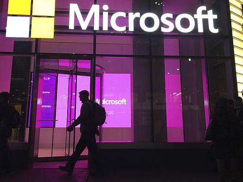 Der Boom des Cloud-Geschäfts bringt dem Software-Riesen Microsoft starke Geschäftszuwächse ein. Foto: Swayne B. Hall/AP/dpa