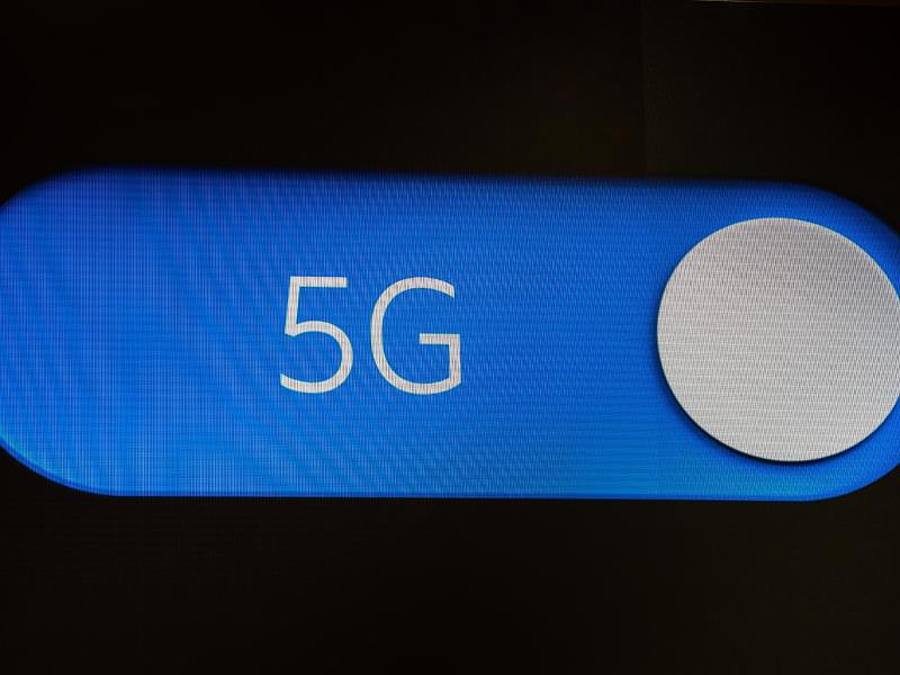 Für 21 Prozent ist 5G ein entscheidendes Kaufkriterium für das nächste Smartphone oder den nächsten Mobilfunkvertrag. Foto: Christophe Gateau/dpa