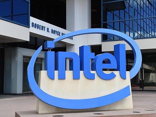 Die Intel-Chips mit den Codenamen «Whiskey Lake» und «Amber Lake» unterstützen mehrere Sprachassistenten gleichzeitig. Foto: Andrej Sokolow