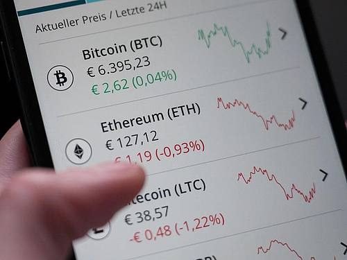 Es wurden 173.600 Einheiten der Kryptowährung Ethereum gestohlen. Foto: Marijan Murat/dpa