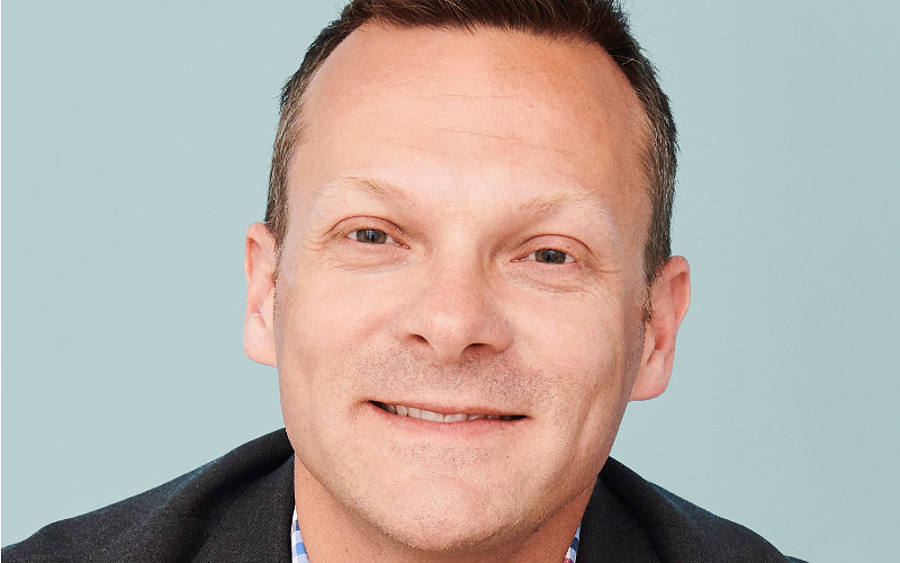 Dan Rogers, Rubrik